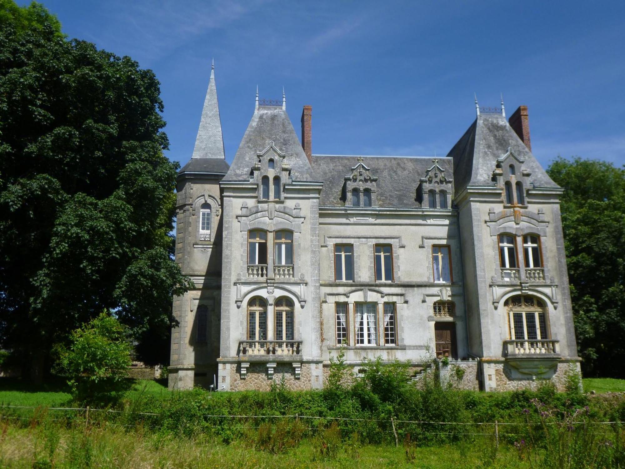 Le Chateau Du Grand Coudray Bed & Breakfast Villaines-la-Juhel Екстериор снимка